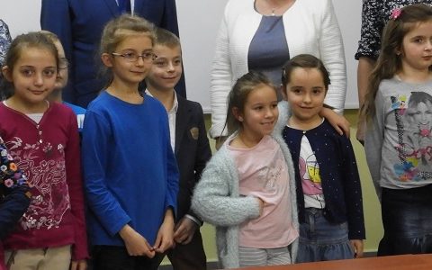 Uroczystość wręczenia nagród w konkursie „Czytam i maluję z Nelą”