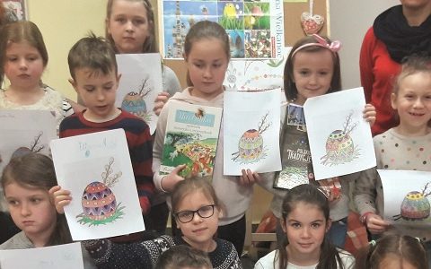 Wielkanocne opowieści w Dziecięcej Akademii Czytania Bajek