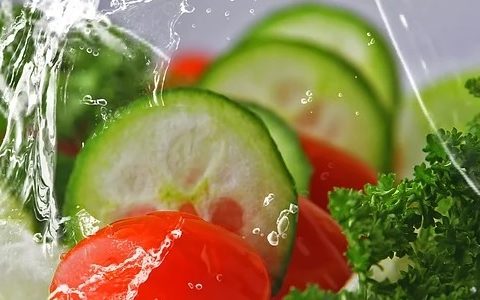 Odżywianie dzieci. Profilaktyka zaburzeń odżywiania u dzieci i młodzieży