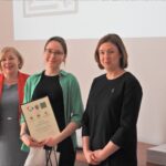 Laureatka konkursu i kobiety z jury.