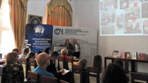 Sala audytoryjna z prelegentkami i uczestnikami seminarium
